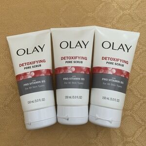 Facial Cleanser by Olay Regenerist, Detoxifying Pore Scrub & Exfoliator 5 oz 3pk